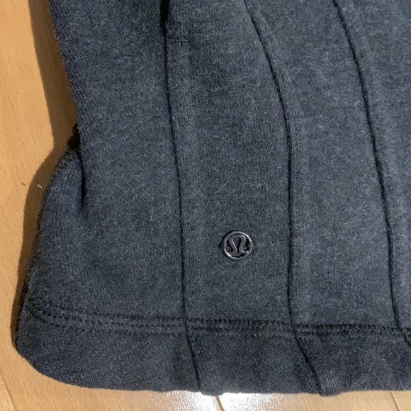 EUC Lululemon Happy Yin Year Hoodie Heathered Black / Soot Light / Black -size 4 - Picture 15 of 16
